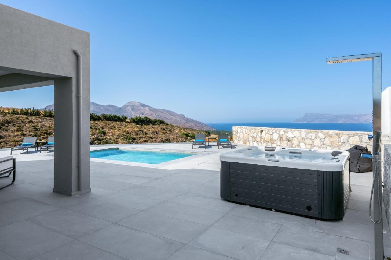 Luxurious Villa Cretan Aura With Private Heated Pool, Jacuzzi And Playroom Agios Ioannis  Buitenkant foto