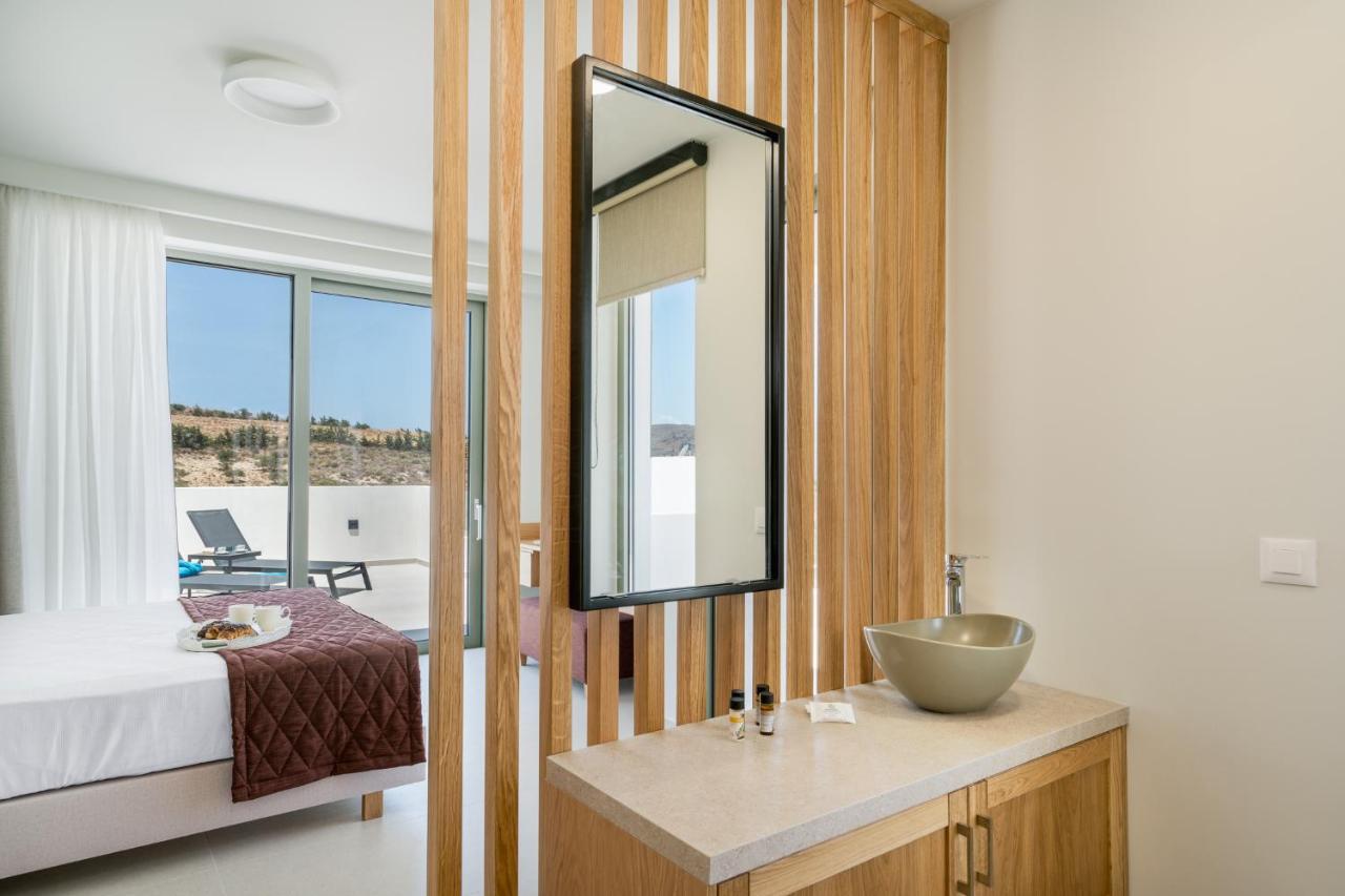 Luxurious Villa Cretan Aura With Private Heated Pool, Jacuzzi And Playroom Agios Ioannis  Buitenkant foto